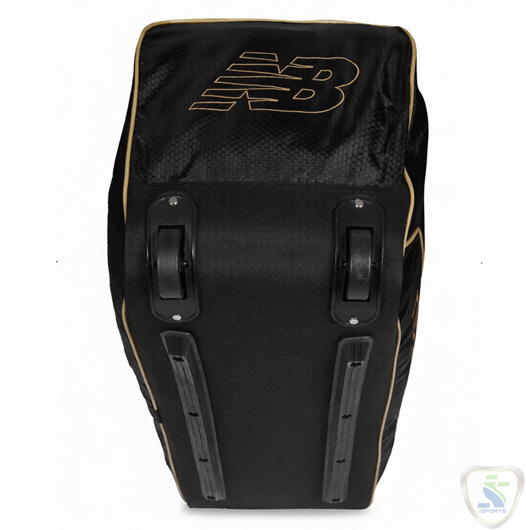 New Balance 5i Wheel Cricket Kit Bag Junior. - Image 3