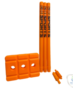 ISPORTS PLASTIC STUMPS SET.
