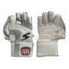 SS WICKET KEEPING GLOVES PLAYER SMU.